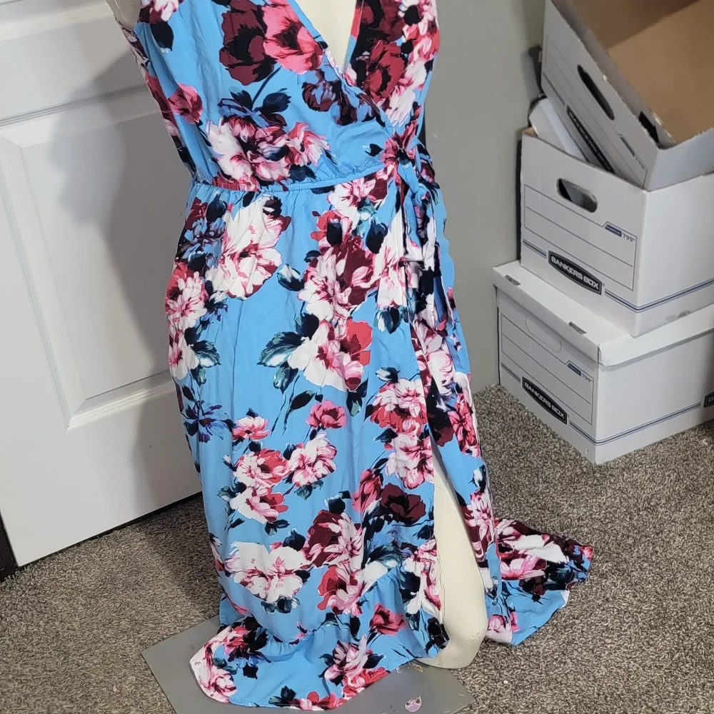 Floral Blue Wrap Dress - Picture 3 of 11